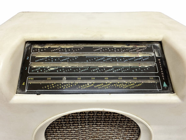 BUSH RADIO TR130 (3バンドラジオ) 動作品　ボディ枠はブラック BUSH RADIO TR130 (3バンドラジオ) 動作品 ボディ枠はブラック