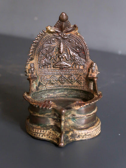Gajalakshmi Oil Lamp - 02, , Ritual Lamps - Artisera