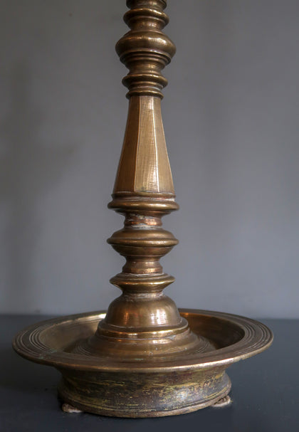Columnar Temple Lamp, , Ritual Lamps - Artisera