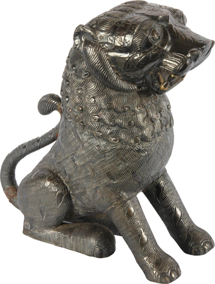 Silver Clad Lion, , Essajees - Artisera