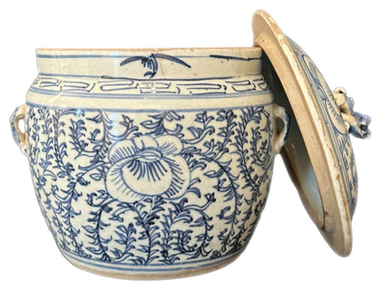 Chinese Kamcheng or Covered Jar, , Balaji's Antiques and Collectibles - Artisera