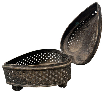 Deccan Pandan Box with Wheels, , Balaji's Antiques and Collectibles - Artisera
