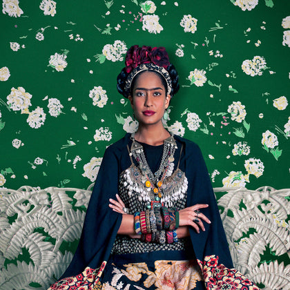 Frida on White Bench (Lisa Haydon), 2012, Rohit Chawla, Tasveer - Artisera